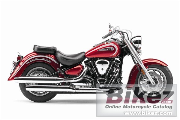 Big Yamaha road star picture and wallpaper from Bikez.com